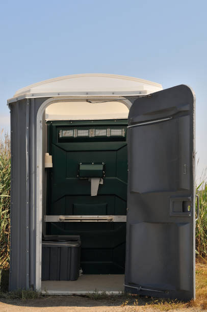 Best Portable restroom trailer rental  in Paw Paw Lake, MI
